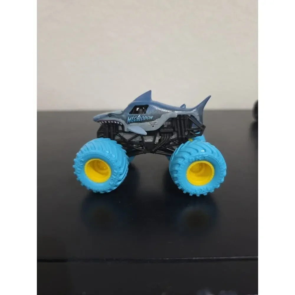 Hot Wheels & Monster Jam Monster Trucks Lot of 20